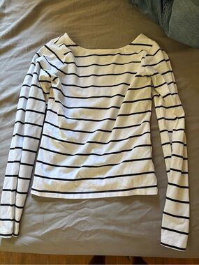 Madewell Women’s White and Black Striped Long-Sleeve Top
